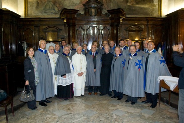 Cavalieri e Dame di S. Brigida nella Sagrestia della Chiesa di S. Brigida